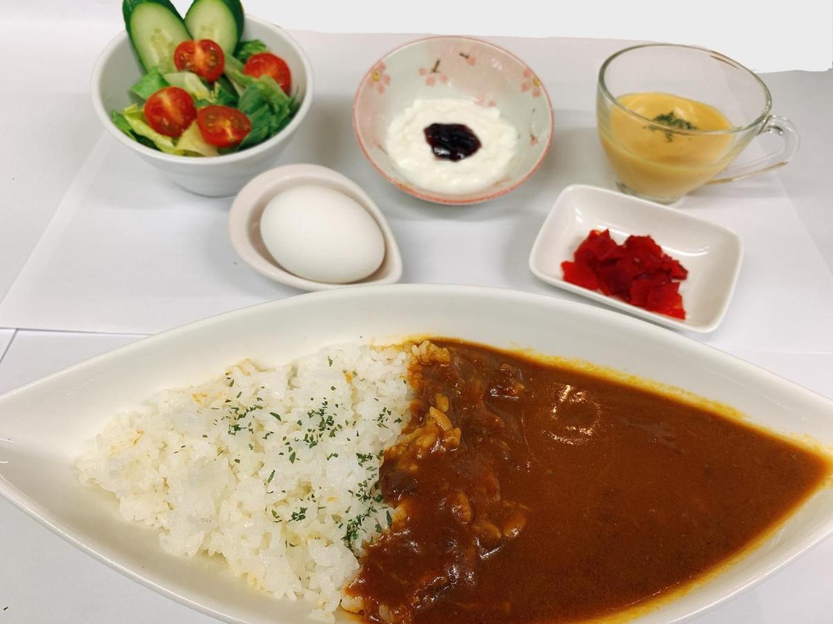 名古屋荣微笑酒店 3*